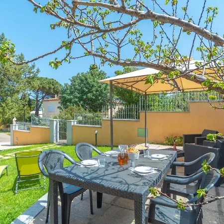 Pellicano By Interhome Casa vacanze